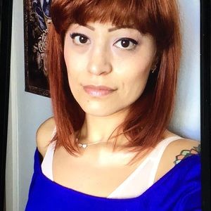 Meet your Posher, Cecilia